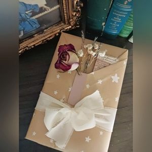 Enchanting Chapters secret book club 📚